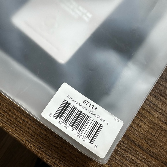 Bombshell Sportswear Blue/Black Fit Camo Shorts - Picture 7 of 7